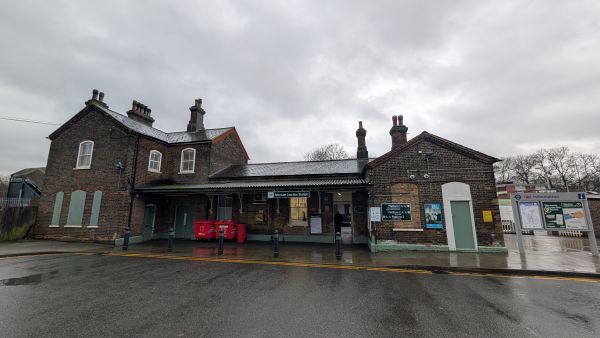 Mitcham Junction station